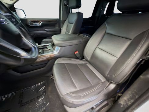 Used 2023 Chevrolet Silverado 1500 LT Trail Boss w/ Convenience Package II image 11