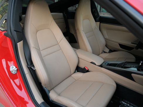 Used 2022 Porsche 911 Carrera image 41