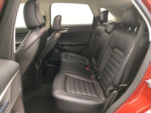 Used 2023 Ford Edge SEL image 18