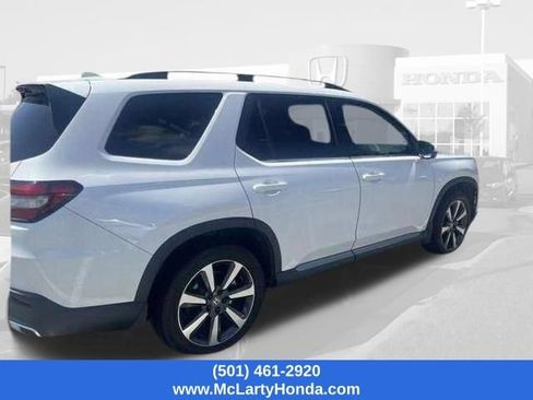 Certified 2024 Honda Pilot Touring image 13