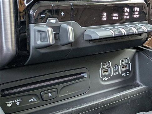 Used 2019 RAM 1500 Limited image 10