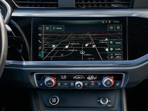 Used 2021 Audi Q3 2.0T Premium Plus w/ Premium Plus Package image 12