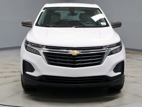 Used 2024 Chevrolet Equinox LS w/ Driver Confidence II Package FWD image 5