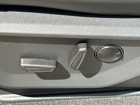 Used 2025 Ford Expedition Platinum AWD/4WD image 23