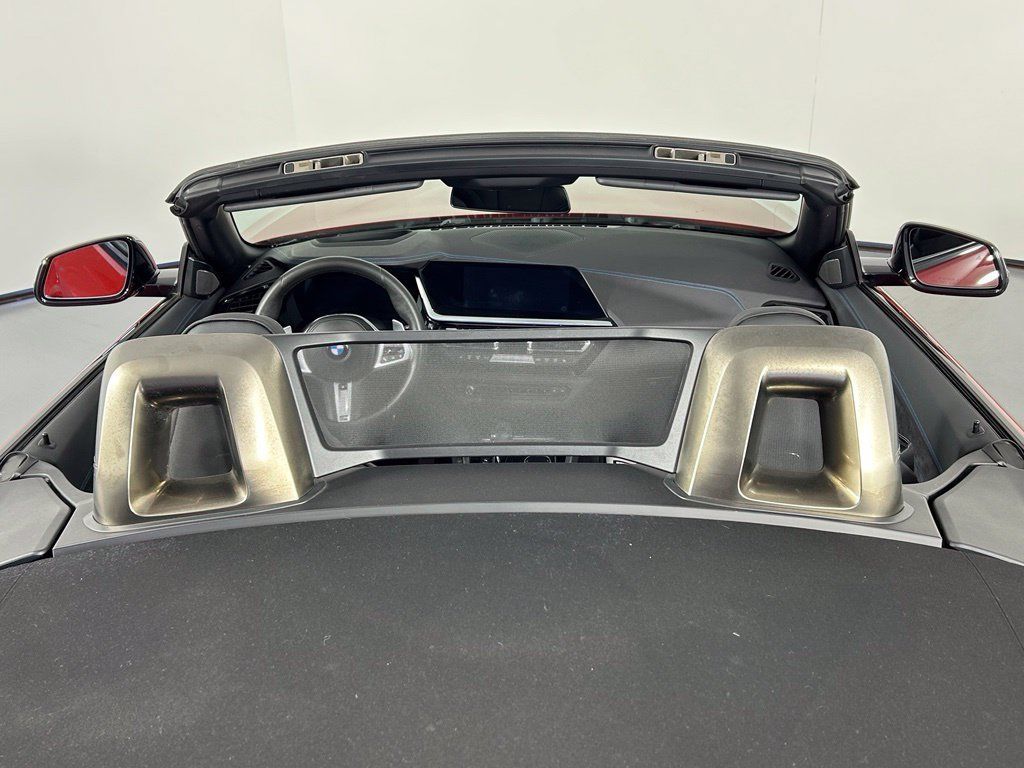 Used 2020 BMW Z4 M40i w/ Premium Package RWD image 5