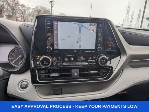 Used 2020 Toyota Highlander Limited image 29