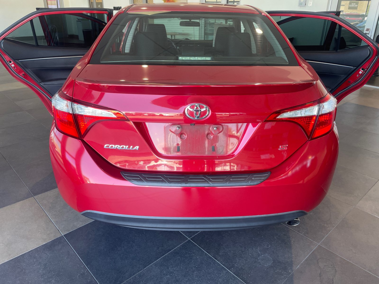 Used 2014 Toyota Corolla S FWD image 22
