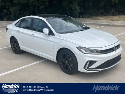 Certified 2025 Volkswagen Jetta SE