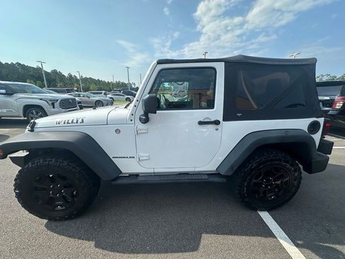 Used 2016 Jeep Wrangler Sport AWD/4WD image 2