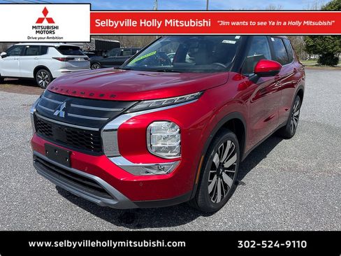 New 2025 Mitsubishi Outlander SE FWD image 1
