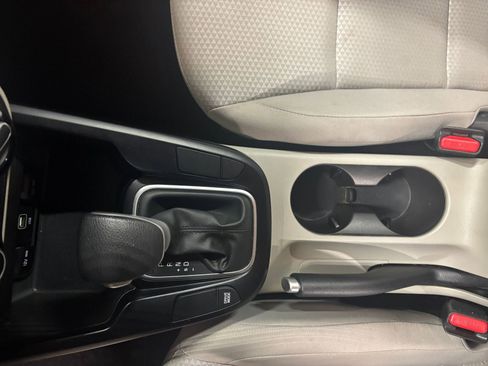 Used 2025 Kia Soul LX w/ LX Technology Package image 39