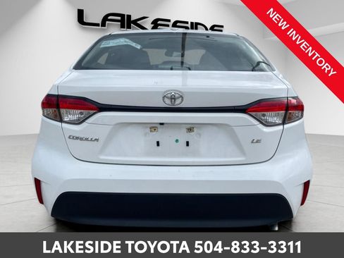 Used 2024 Toyota Corolla LE image 6
