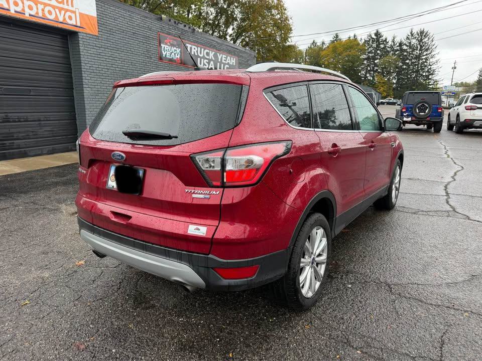 Used 2017 Ford Escape Titanium AWD/4WD image 5