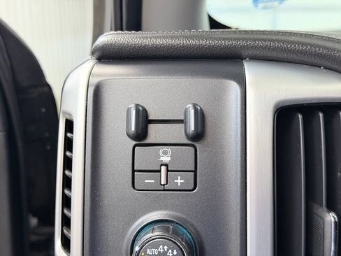 Used 2017 GMC Sierra 1500 SLT AWD/4WD image 37