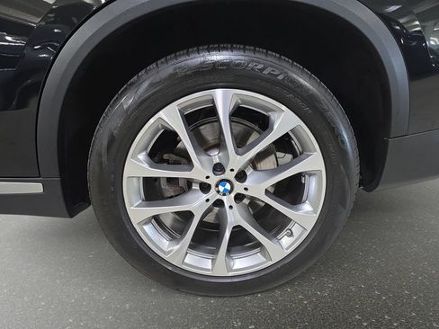Used 2024 BMW X5 xDrive40i w/ Premium Package AWD/4WD image 29