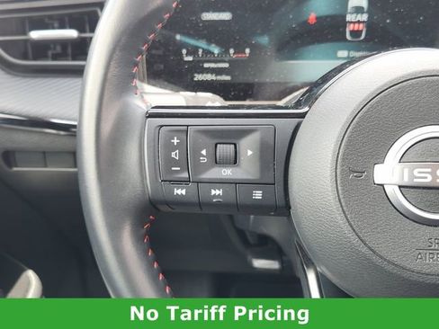 Used 2025 Nissan Kicks SR AWD/4WD image 27