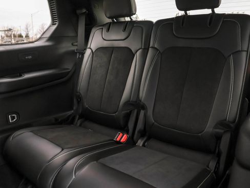 New 2025 Jeep Grand Cherokee L Altitude image 16