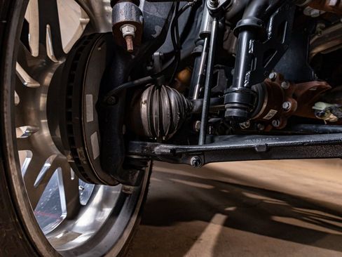 Used 2022 Chevrolet Silverado 2500 LT w/ Convenience Package image 12