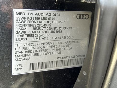 New 2025 Audi SQ7 Premium Plus image 26