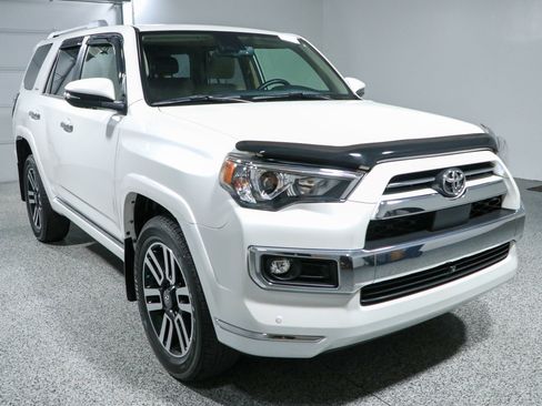 Used 2023 Toyota 4Runner Limited AWD/4WD image 5