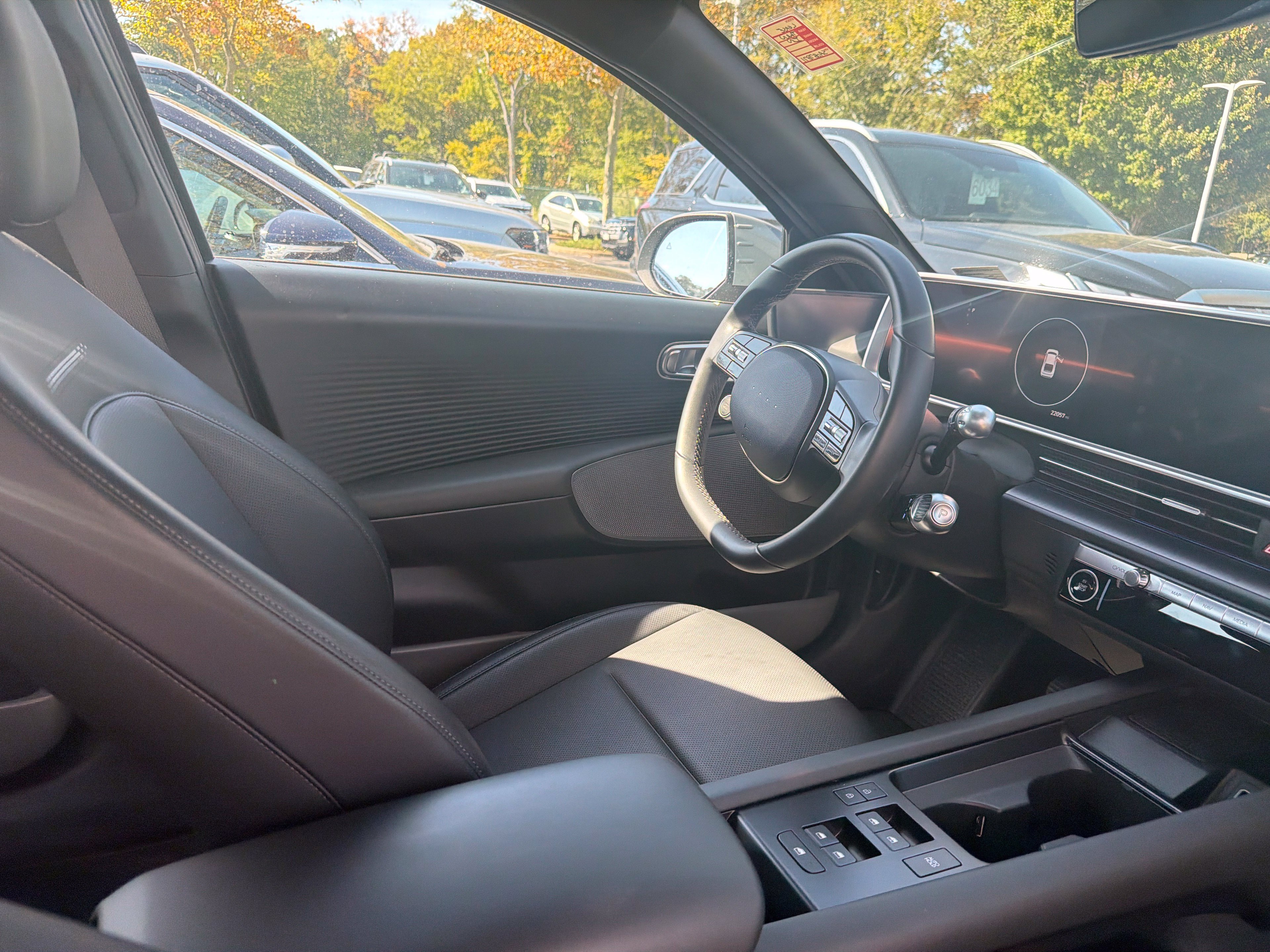 Used 2025 Hyundai Ioniq 6 SEL RWD image 12
