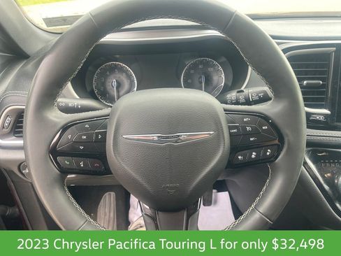 Used 2023 Chrysler Pacifica Touring-L w/ S Appearance Package AWD/4WD image 26