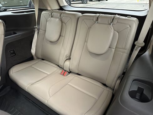 Used 2022 Lincoln Aviator Reserve w/ Equipment Group 201A image 22