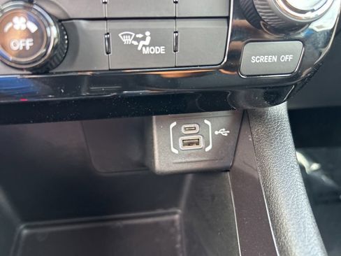 Certified 2022 Jeep Compass Latitude AWD/4WD image 38
