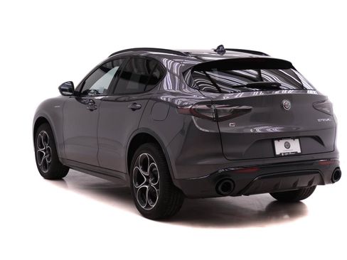 New 2025 Alfa Romeo Stelvio Sprint AWD/4WD image 5