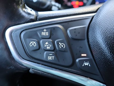Used 2020 Chevrolet Equinox LT AWD/4WD image 29