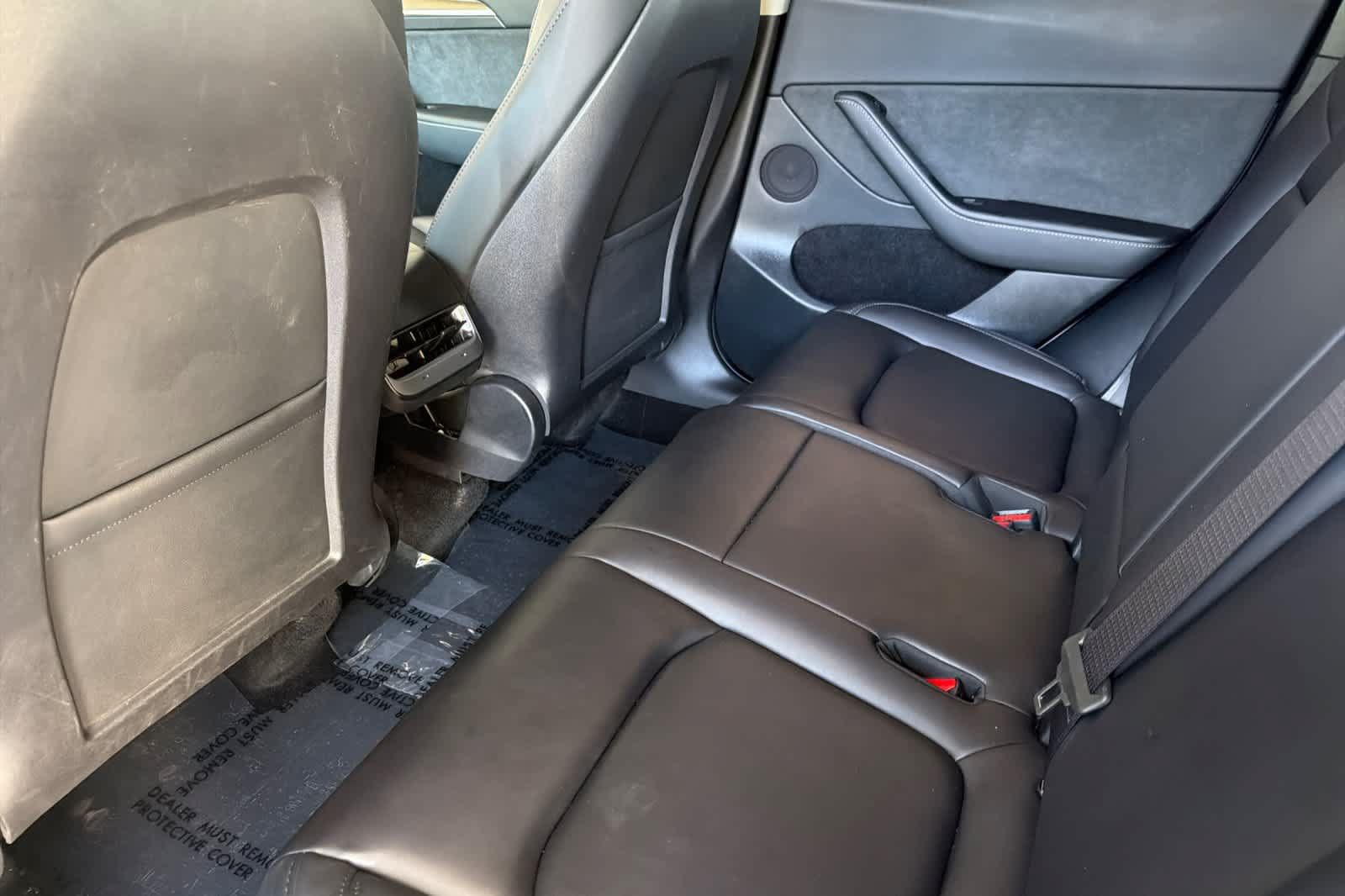 Used 2023 Tesla Model Y AWD image 4