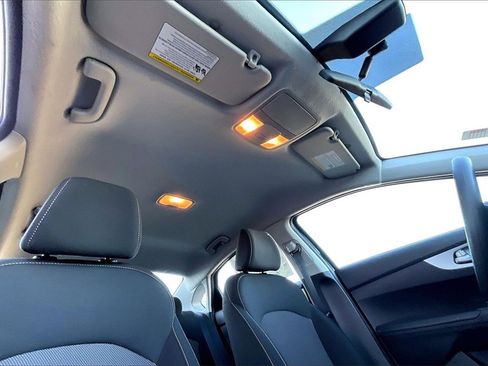 Certified 2023 Kia Forte LXS image 22