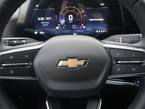 New 2026 Chevrolet Equinox LT w/ Convenience Package II FWD image 21