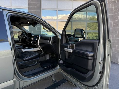 Used 2020 Ford F350 Lariat AWD/4WD image 20