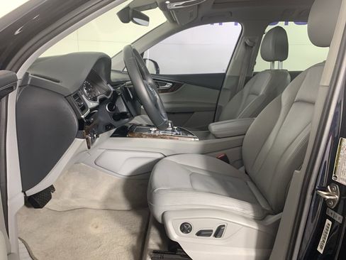 Used 2017 Audi Q7 3.0T Premium Plus image 16