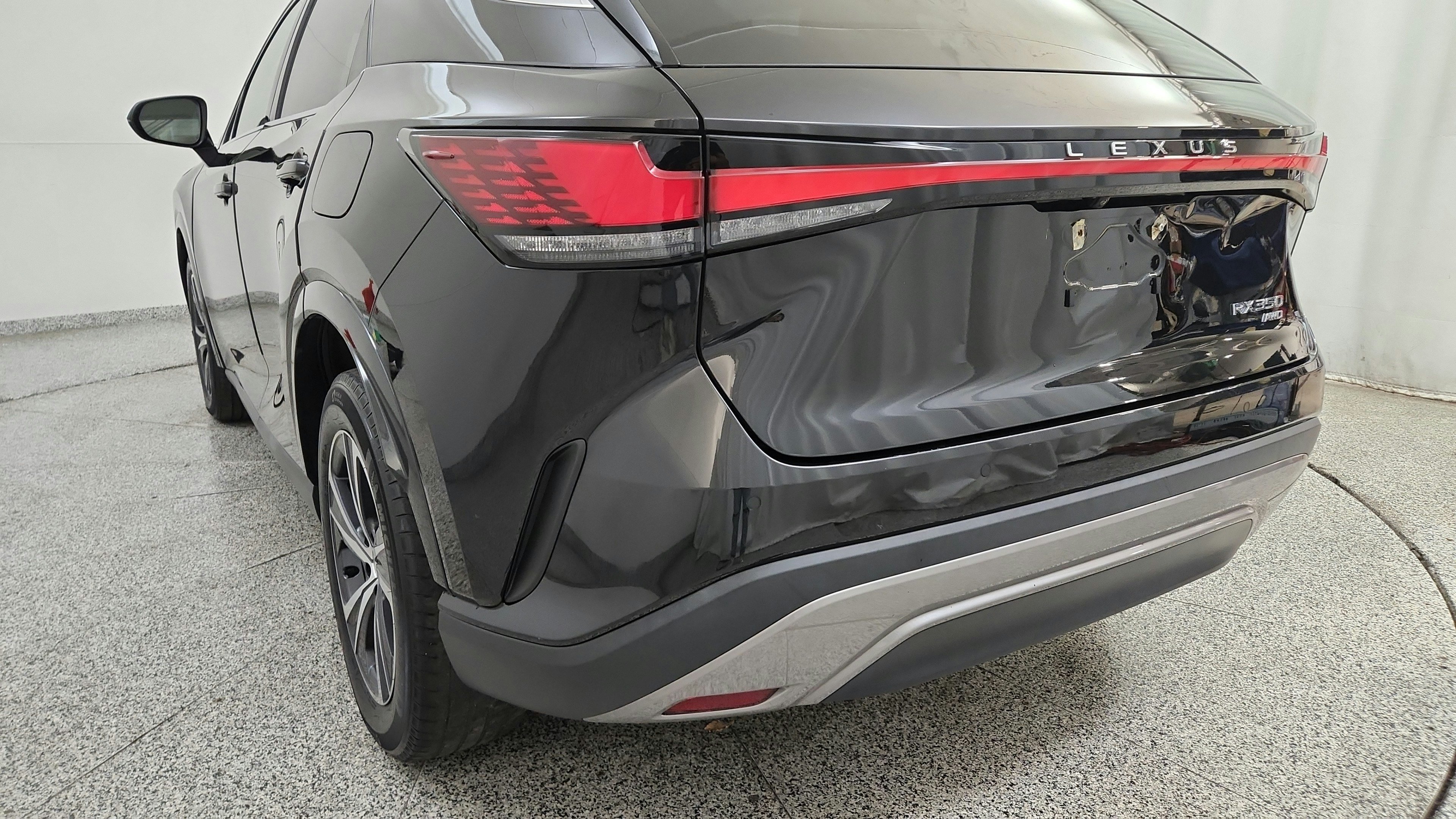 Used 2023 Lexus RX 350 Premium w/ Accessory Package AWD/4WD image 29