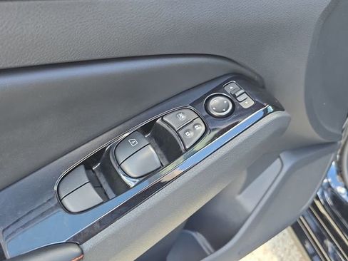 Certified 2024 Nissan Altima 2.5 SR w/ SR Premium Package image 19