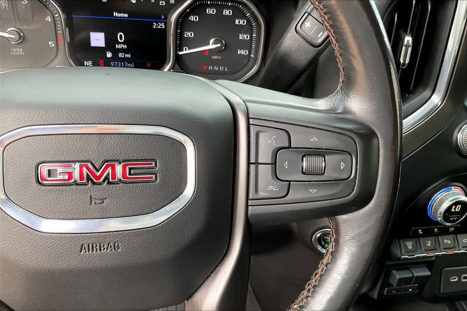 Used 2020 GMC Sierra 3500 AT4 w/ AT4 Premium Package AWD/4WD image 24