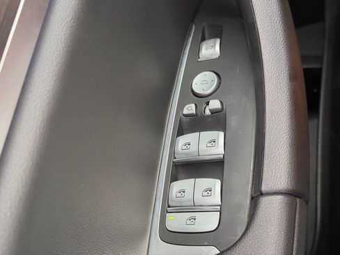 Used 2024 BMW X3 sDrive30i w/ Convenience Package RWD image 36
