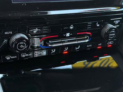 New 2026 Jeep Grand Cherokee L Laredo AWD/4WD image 18