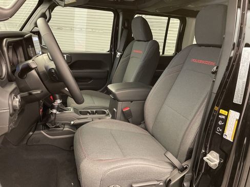 New 2025 Jeep Wrangler Unlimited Rubicon w/ Safety Group image 12