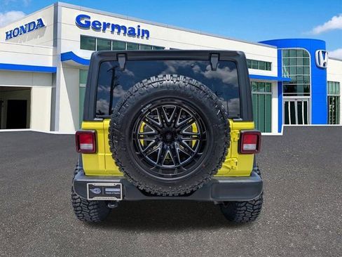 Used 2024 Jeep Wrangler Unlimited Sport AWD/4WD image 6