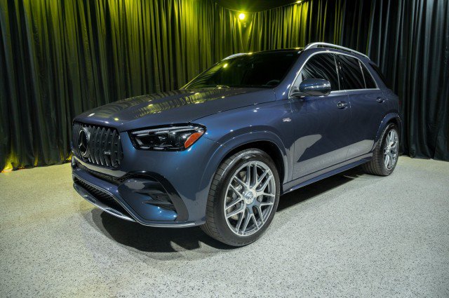 New 2026 Mercedes-Benz GLE 53 AMG 4MATIC image 1