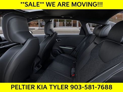 New 2025 Kia K4 GT-Line image 18