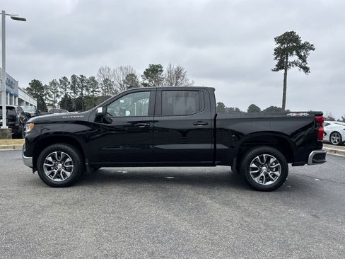 Used 2025 Chevrolet Silverado 1500 LT image 7