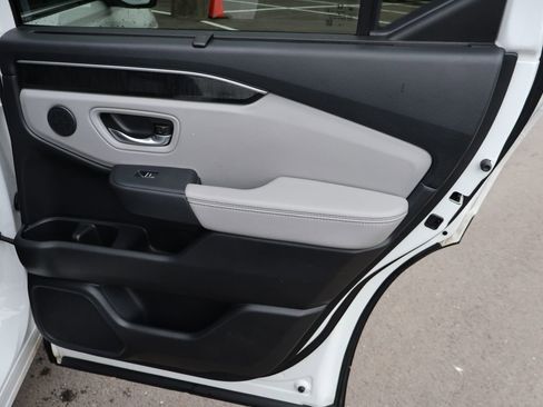 Certified 2025 Honda Pilot Elite image 14