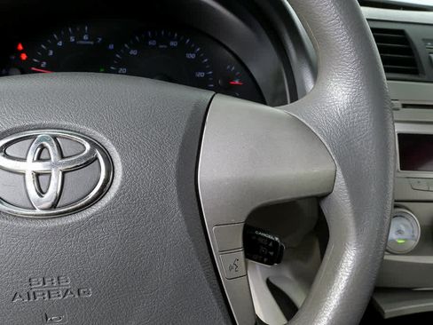 Used 2011 Toyota Camry LE w/ LE Extra-Value Pkg FWD image 10
