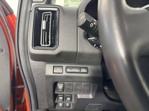 Certified 2025 Nissan Frontier PRO-4X AWD/4WD image 16