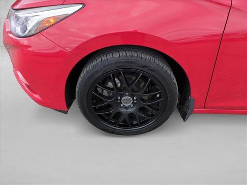 Used 2017 Chevrolet Cruze LS image 27