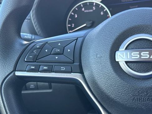 Certified 2024 Nissan Sentra SV FWD image 11